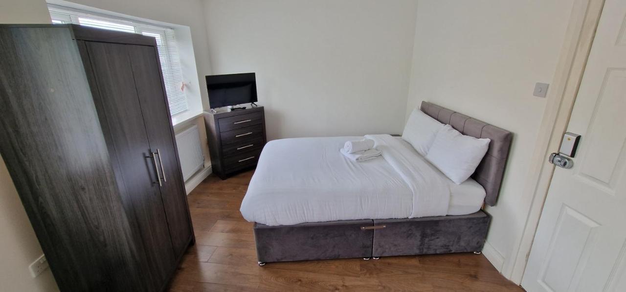 Apartment In Wakefield City Centre Esterno foto