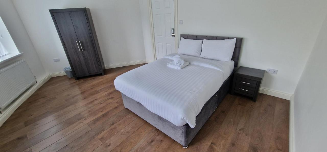 Apartment In Wakefield City Centre Esterno foto
