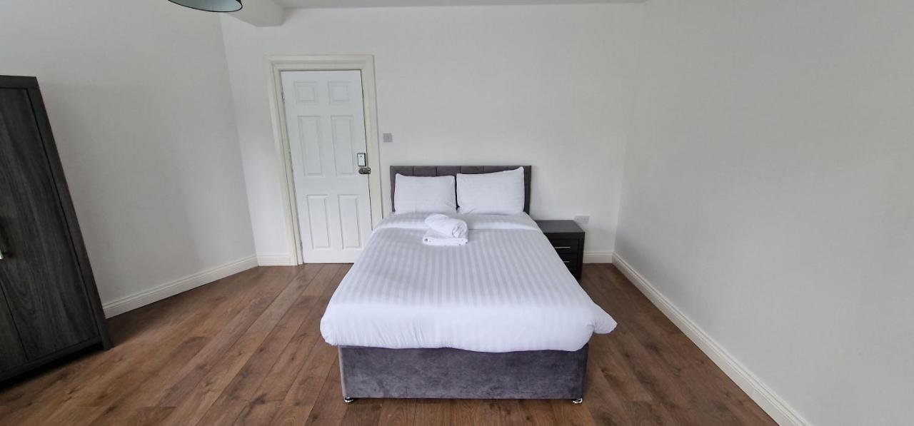 Apartment In Wakefield City Centre Esterno foto