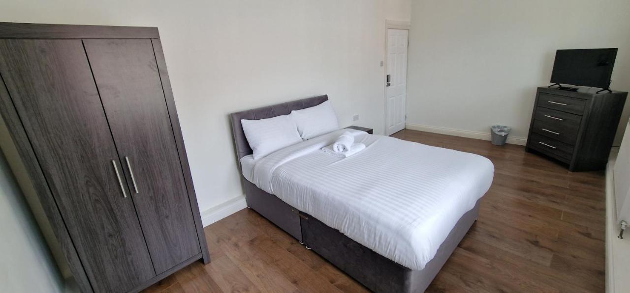 Apartment In Wakefield City Centre Esterno foto